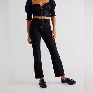 Rollas High Rise Straight Jean